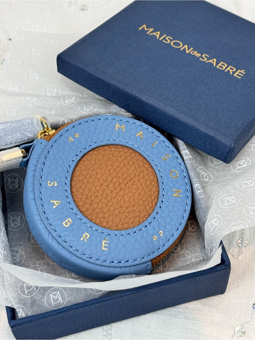 Maison de SABRÉ Leather Round Coin Purse Blue NIB | AirPods Case